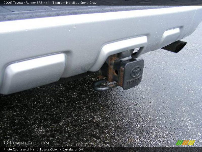 Titanium Metallic / Stone Gray 2006 Toyota 4Runner SR5 4x4