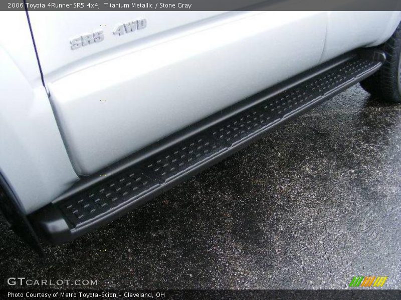 Titanium Metallic / Stone Gray 2006 Toyota 4Runner SR5 4x4