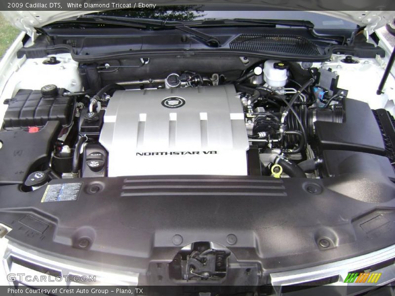 White Diamond Tricoat / Ebony 2009 Cadillac DTS