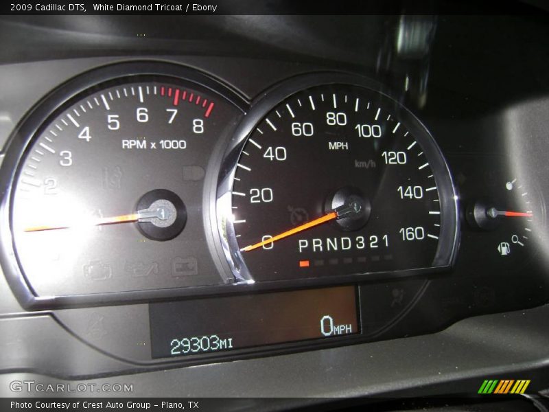 White Diamond Tricoat / Ebony 2009 Cadillac DTS