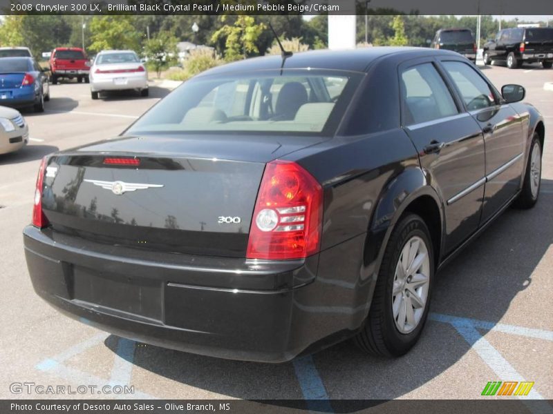 Brilliant Black Crystal Pearl / Medium Pebble Beige/Cream 2008 Chrysler 300 LX