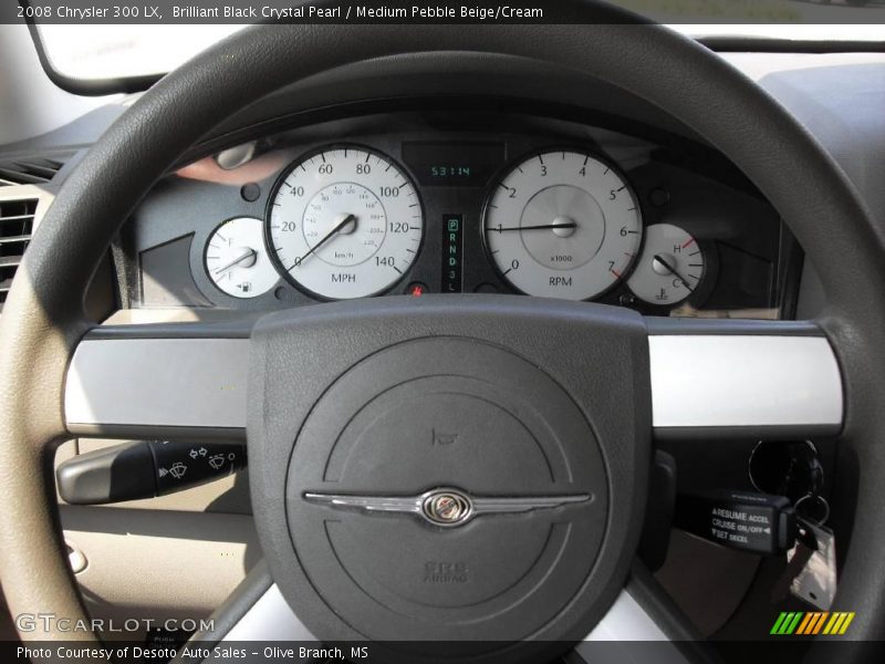 Brilliant Black Crystal Pearl / Medium Pebble Beige/Cream 2008 Chrysler 300 LX