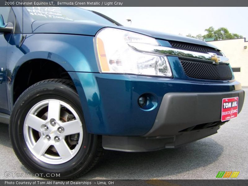 Bermuda Green Metallic / Light Gray 2006 Chevrolet Equinox LT