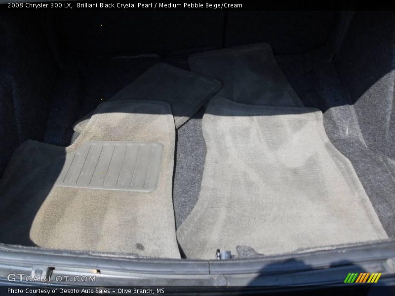 Brilliant Black Crystal Pearl / Medium Pebble Beige/Cream 2008 Chrysler 300 LX