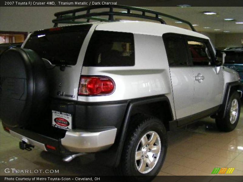 Titanium Metallic / Dark Charcoal 2007 Toyota FJ Cruiser 4WD