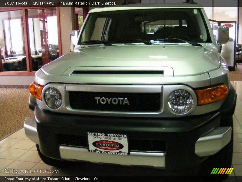 Titanium Metallic / Dark Charcoal 2007 Toyota FJ Cruiser 4WD