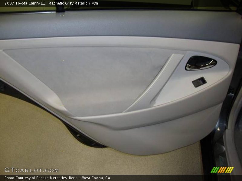 Magnetic Gray Metallic / Ash 2007 Toyota Camry LE