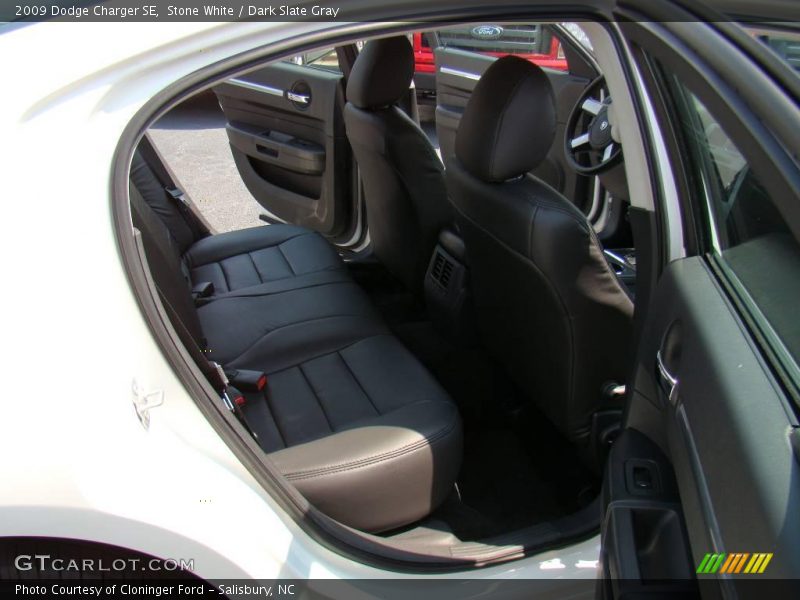 Stone White / Dark Slate Gray 2009 Dodge Charger SE