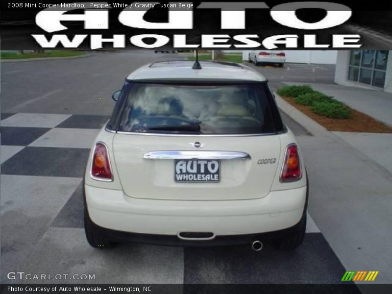Pepper White / Gravity Tuscan Beige 2008 Mini Cooper Hardtop