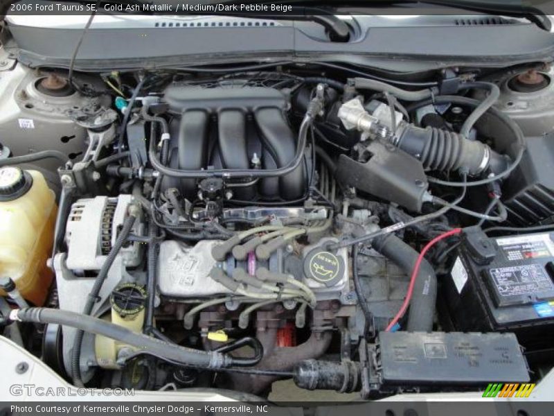 Gold Ash Metallic / Medium/Dark Pebble Beige 2006 Ford Taurus SE