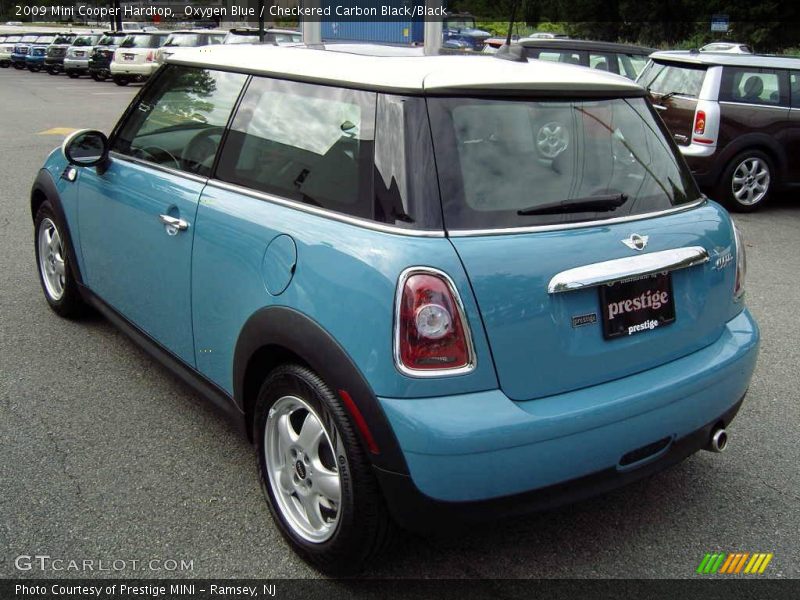 Oxygen Blue / Checkered Carbon Black/Black 2009 Mini Cooper Hardtop
