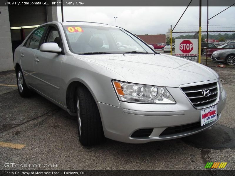 Bright Silver / Gray 2009 Hyundai Sonata GLS