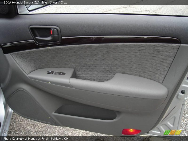 Bright Silver / Gray 2009 Hyundai Sonata GLS