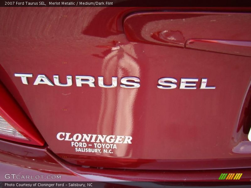 Merlot Metallic / Medium/Dark Flint 2007 Ford Taurus SEL