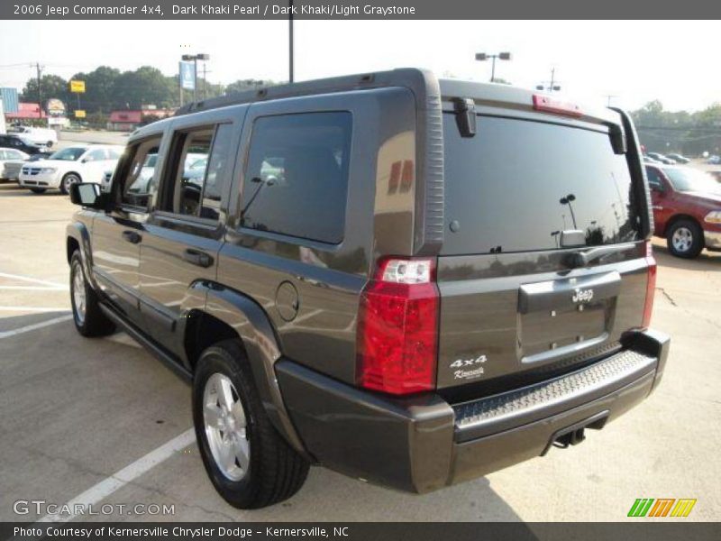 Dark Khaki Pearl / Dark Khaki/Light Graystone 2006 Jeep Commander 4x4