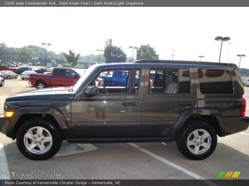 Dark Khaki Pearl / Dark Khaki/Light Graystone 2006 Jeep Commander 4x4