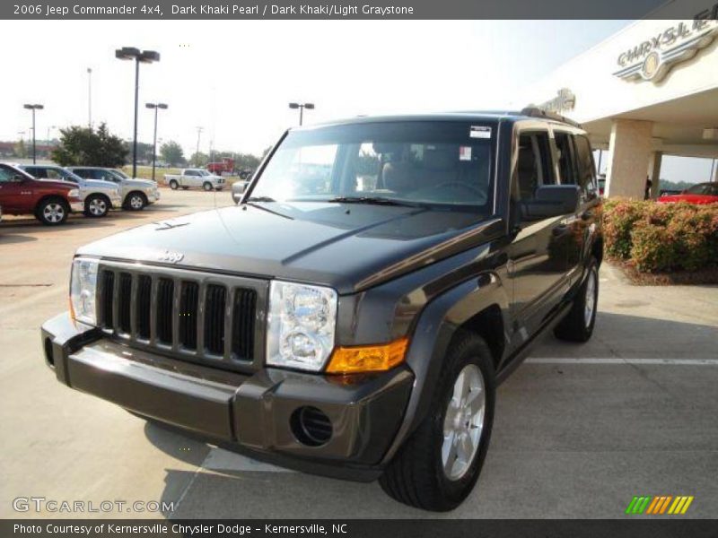 Dark Khaki Pearl / Dark Khaki/Light Graystone 2006 Jeep Commander 4x4