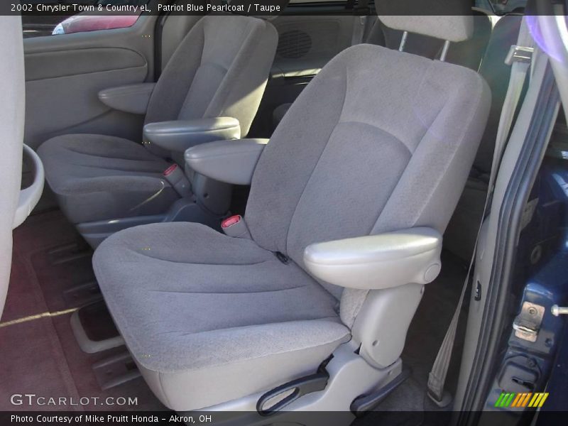 Patriot Blue Pearlcoat / Taupe 2002 Chrysler Town & Country eL
