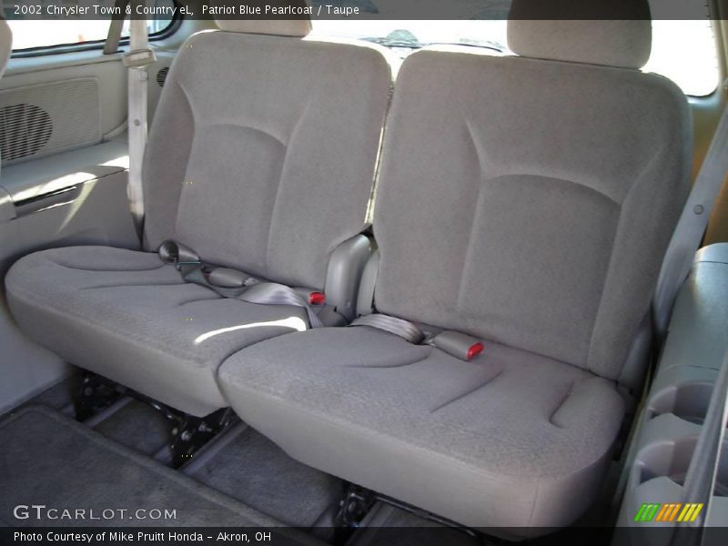 Patriot Blue Pearlcoat / Taupe 2002 Chrysler Town & Country eL