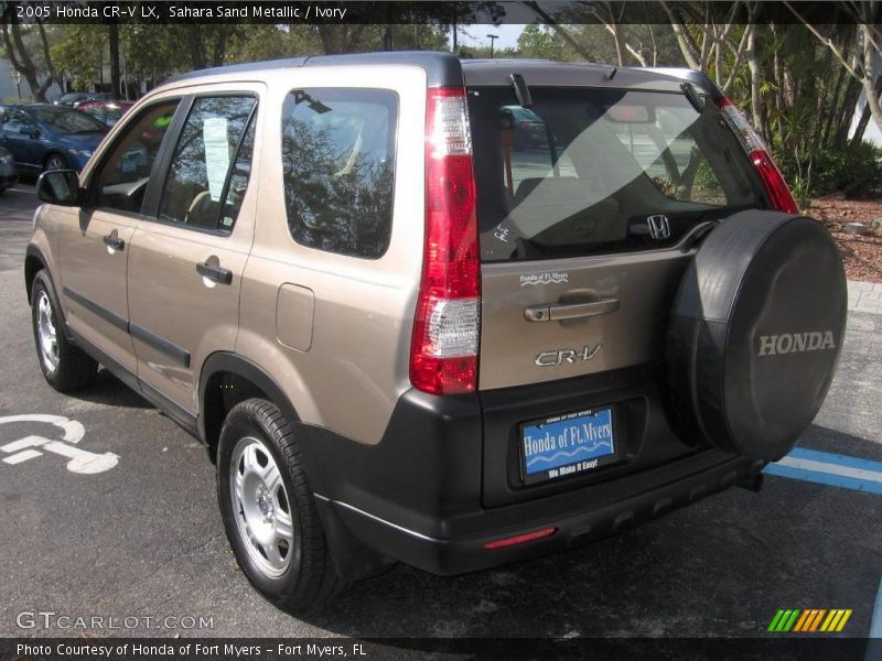 Sahara Sand Metallic / Ivory 2005 Honda CR-V LX