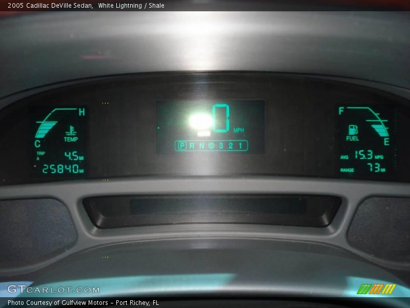 White Lightning / Shale 2005 Cadillac DeVille Sedan
