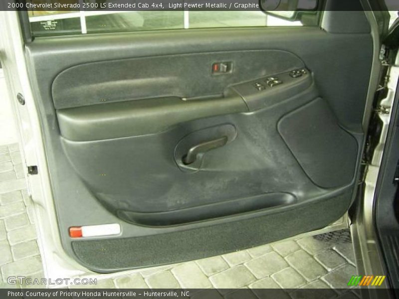 Light Pewter Metallic / Graphite 2000 Chevrolet Silverado 2500 LS Extended Cab 4x4