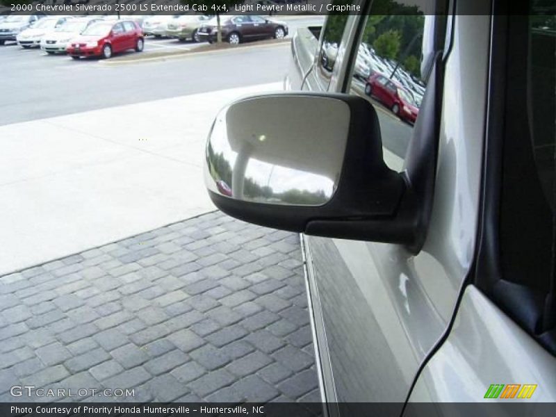 Light Pewter Metallic / Graphite 2000 Chevrolet Silverado 2500 LS Extended Cab 4x4