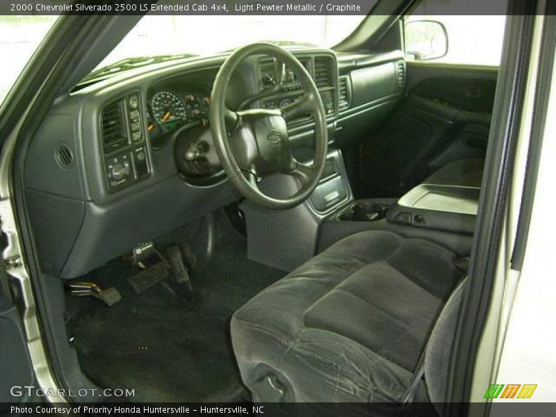 Light Pewter Metallic / Graphite 2000 Chevrolet Silverado 2500 LS Extended Cab 4x4