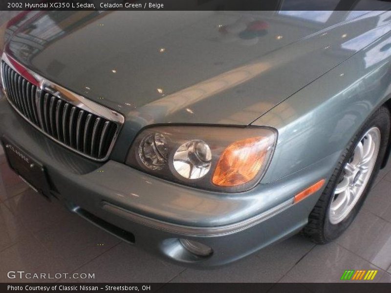 Celadon Green / Beige 2002 Hyundai XG350 L Sedan