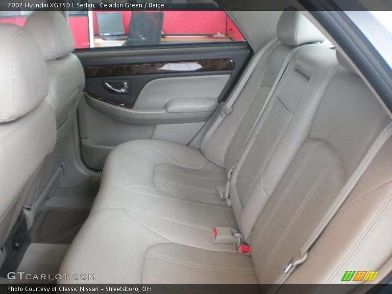 Celadon Green / Beige 2002 Hyundai XG350 L Sedan