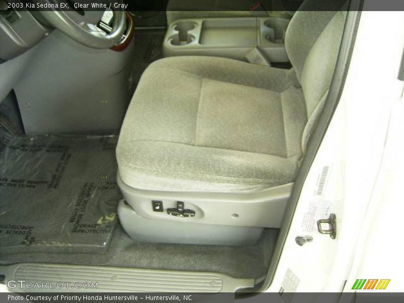 Clear White / Gray 2003 Kia Sedona EX