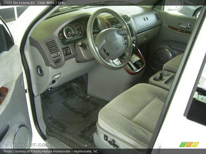 Clear White / Gray 2003 Kia Sedona EX