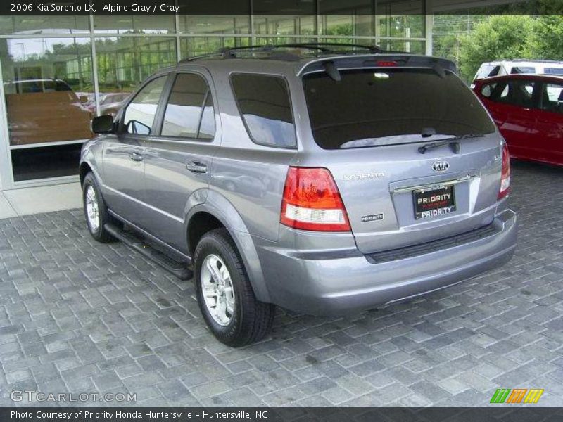 Alpine Gray / Gray 2006 Kia Sorento LX