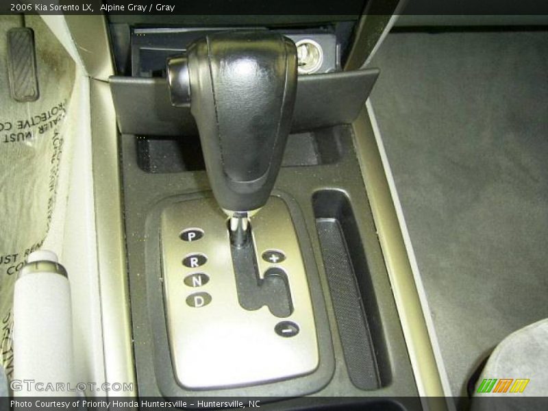  2006 Sorento LX 5 Speed Automatic Shifter