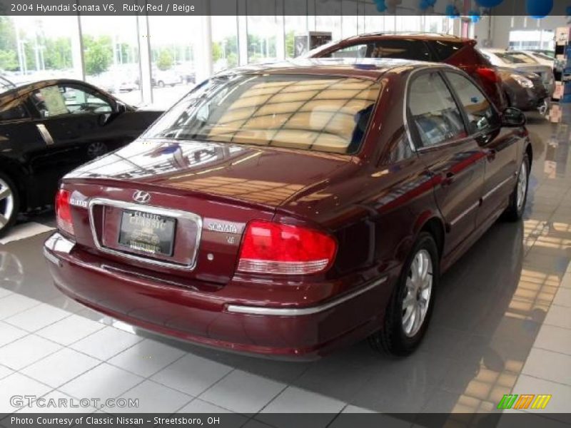 Ruby Red / Beige 2004 Hyundai Sonata V6