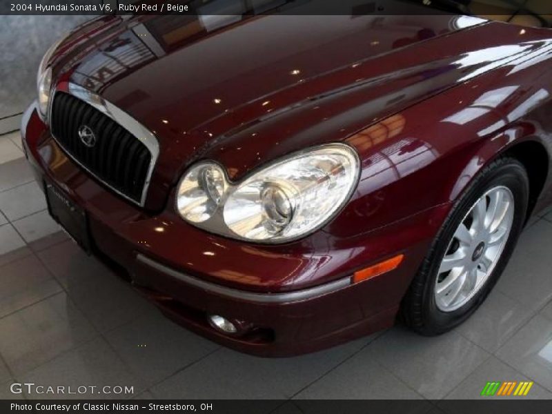 Ruby Red / Beige 2004 Hyundai Sonata V6