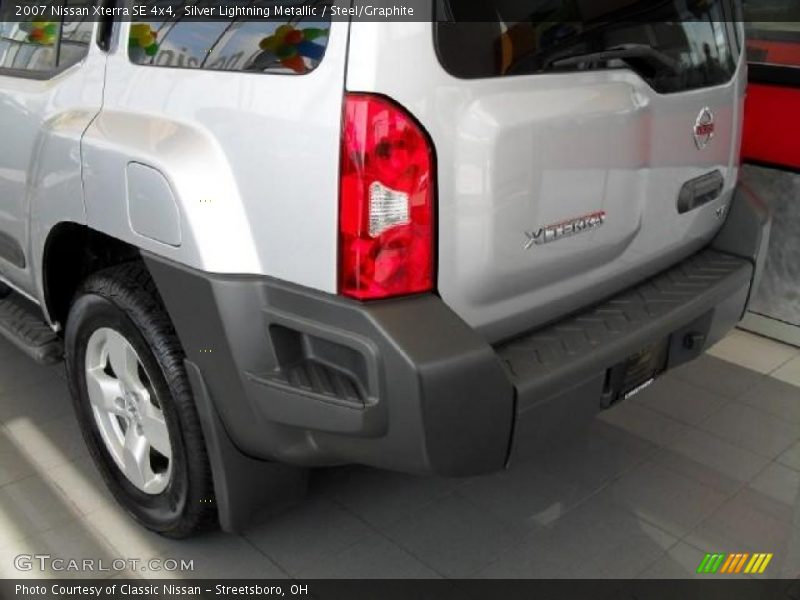 Silver Lightning Metallic / Steel/Graphite 2007 Nissan Xterra SE 4x4