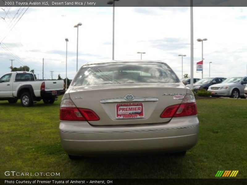Desert Sand Mica / Ivory 2003 Toyota Avalon XLS
