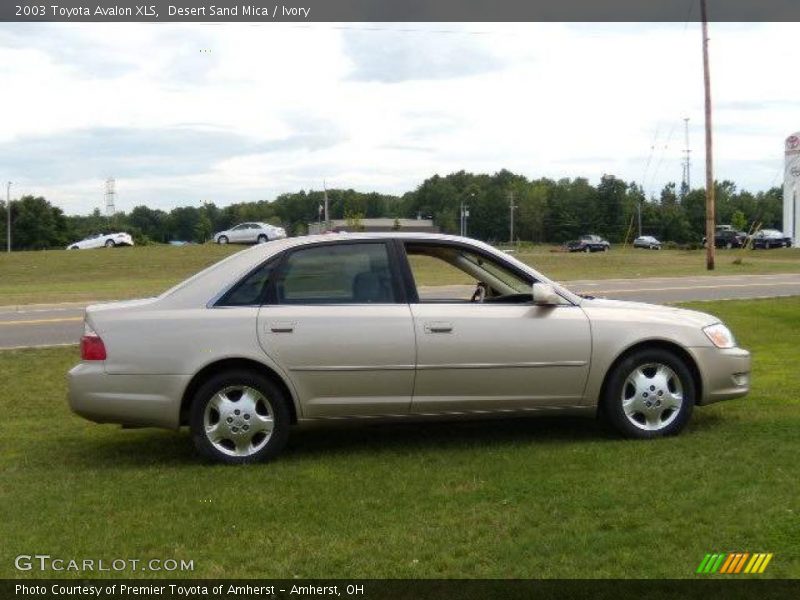 Desert Sand Mica / Ivory 2003 Toyota Avalon XLS