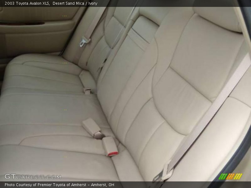 Desert Sand Mica / Ivory 2003 Toyota Avalon XLS