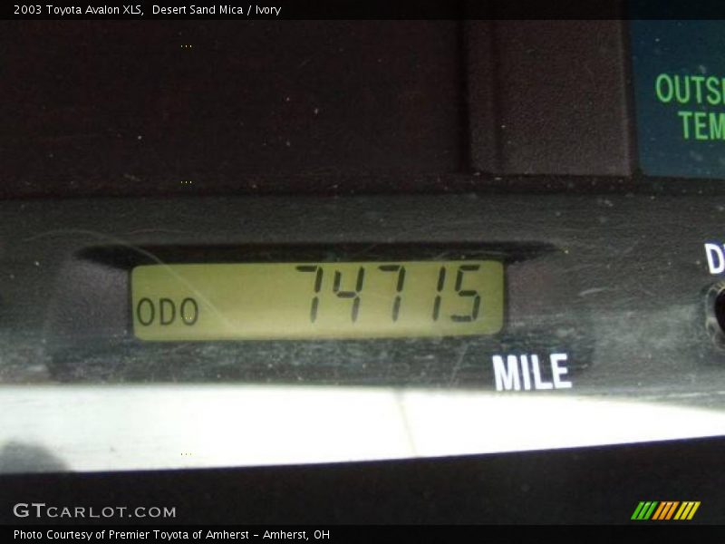 Desert Sand Mica / Ivory 2003 Toyota Avalon XLS