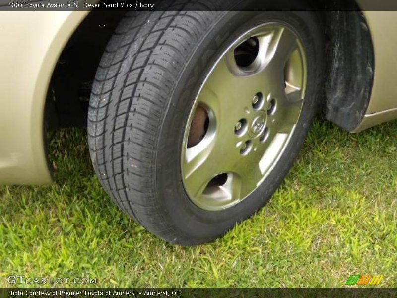 Desert Sand Mica / Ivory 2003 Toyota Avalon XLS