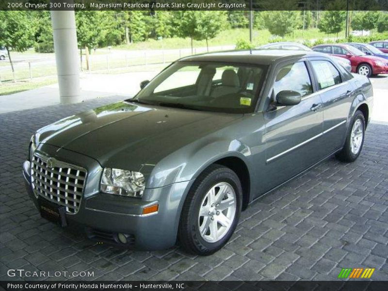 Magnesium Pearlcoat / Dark Slate Gray/Light Graystone 2006 Chrysler 300 Touring