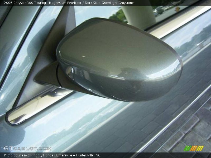 Magnesium Pearlcoat / Dark Slate Gray/Light Graystone 2006 Chrysler 300 Touring