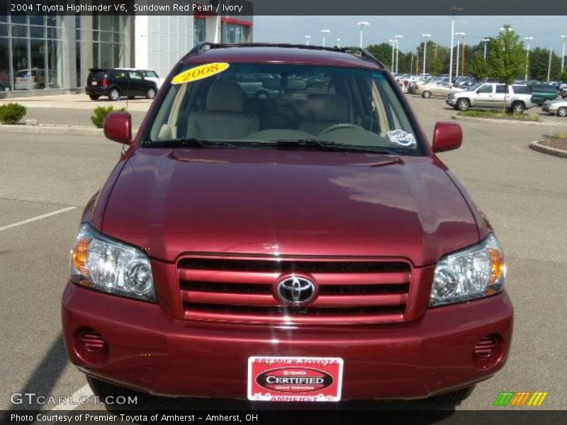 Sundown Red Pearl / Ivory 2004 Toyota Highlander V6