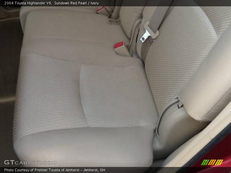 Sundown Red Pearl / Ivory 2004 Toyota Highlander V6