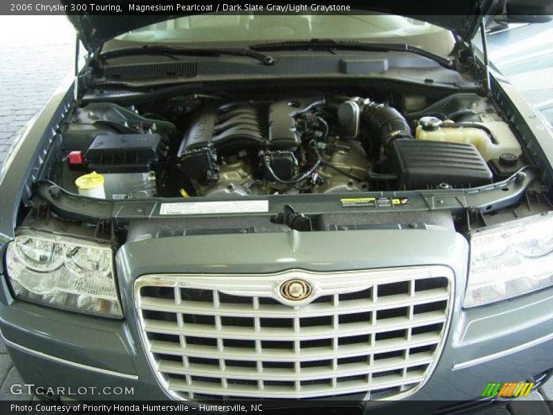 Magnesium Pearlcoat / Dark Slate Gray/Light Graystone 2006 Chrysler 300 Touring