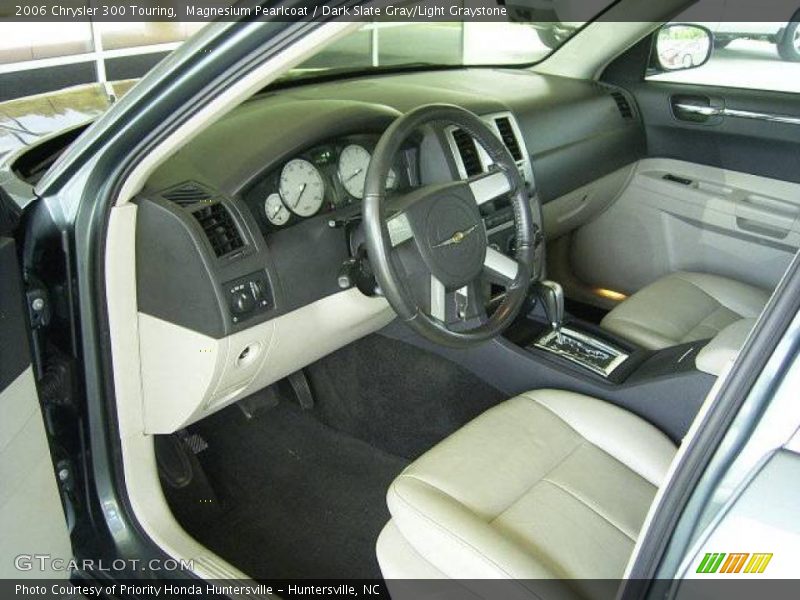Magnesium Pearlcoat / Dark Slate Gray/Light Graystone 2006 Chrysler 300 Touring