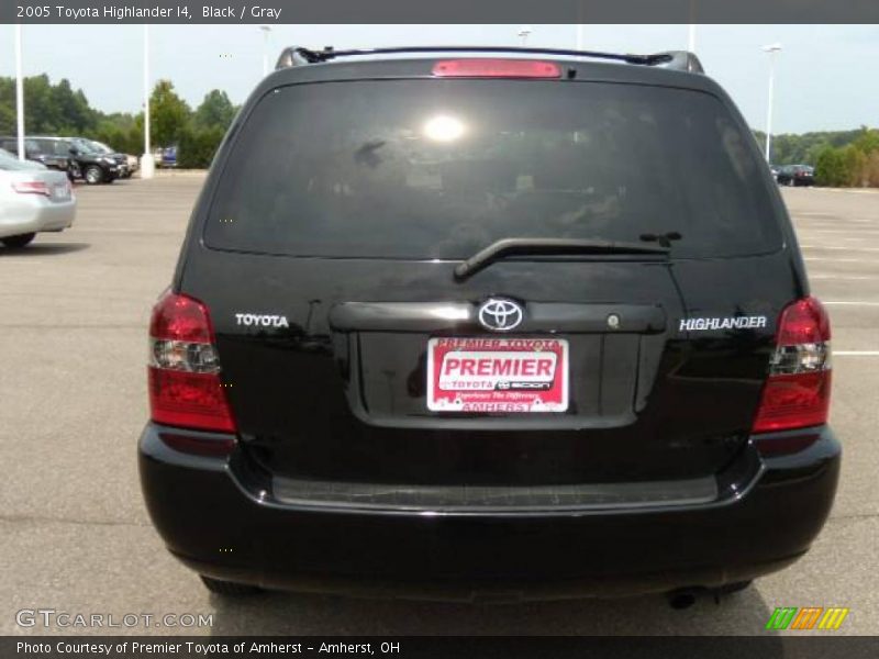 Black / Gray 2005 Toyota Highlander I4