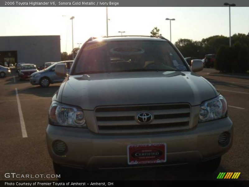 Sonora Gold Metallic / Ivory Beige 2006 Toyota Highlander V6
